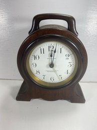 New Haven Clock Company Tabletop Mantel Clock