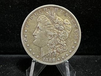 1886 S Morgan Silver Dollar - Extra Fine