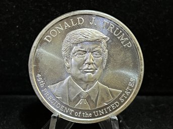 Donald J Trump 45th President One Ounce .999 Fine Silver Round