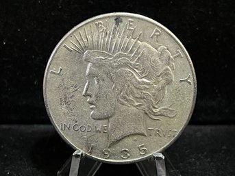 1935 P Peace Silver Dollar - Very Fine