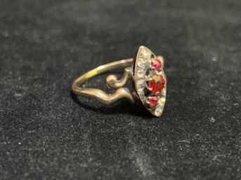 Vintage 10K Gold Single Cut Diamond And Garnet Ring Size 8