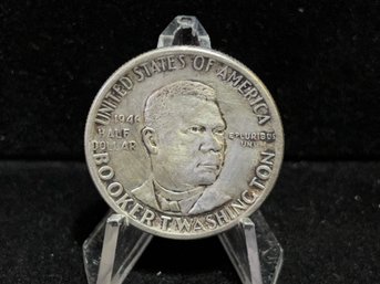 1946 P Booker T Washington Silver Half Dollar - Almost Uncirculated - Cleaned
