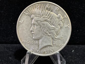1935 S Peace Silver Dollar - Almost Uncirculated