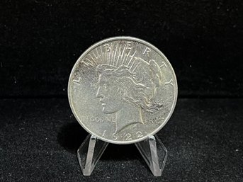 1922 D Peace Silver Dollar - Extra Fine