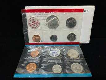 1970 United States Mint P & D Uncirculated Set - With Key Date Kennedy Half