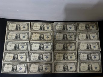 Lot Of 20 United States $1 Silver Certificates - 1935 - Circulated