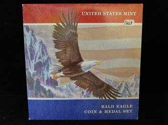 2008 US Mint Uncirculated Bald Eagle Commemorative Coin And Medal Set