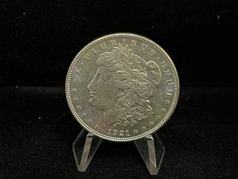 1921 D Morgan Silver Dollar - Uncirculated