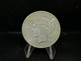 1935 P Peace Silver Dollar - Uncirculated