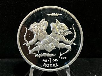 2002 Gibraltar British Territory Cherubs One Troy Ounce .999 Fine Silver Coin