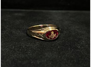 10K Yellow Gold Freemason Gold Inlay Ruby Ring - Size 13