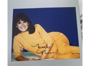 Signed 8 X 10 Glossy Photo Of Actress Marlo Thomas - Ocean's Eight And Nobody's Child