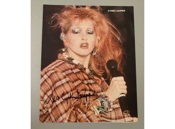 Signed 8 X 10 Glossy Photo Of Grammy Winner And Icon Cyndi Lauper