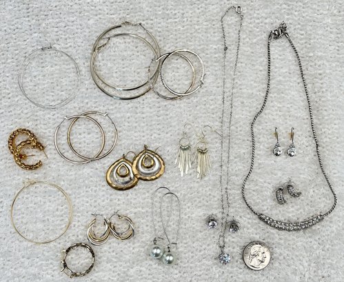 Vintage Cocktail Jewelry #15 2 Necklaces & 14 Pairs Of Earrings - (KS)