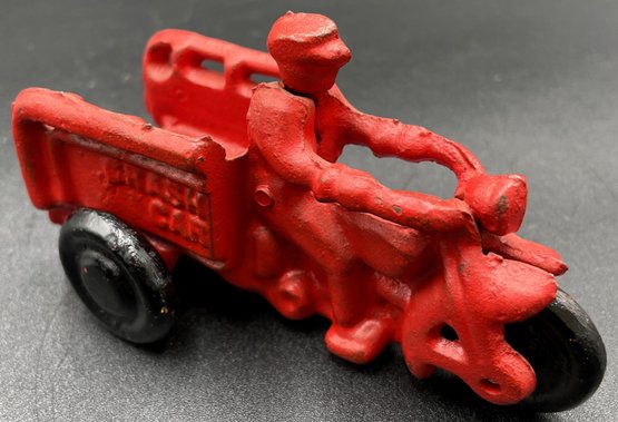 Cast Iron Red Crash Car - (LR)