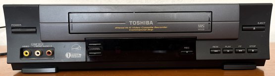 Toshiba VCR - (B3)