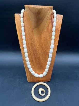 Necklace, Bracelet & Ring (J30)