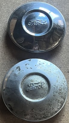 Lot Of 2 Vintage FORD Model A Hub Caps - (S)