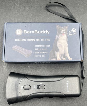 BARXBUDDY Ultrasonic Training Tool For Dogs New In Box - (LR)