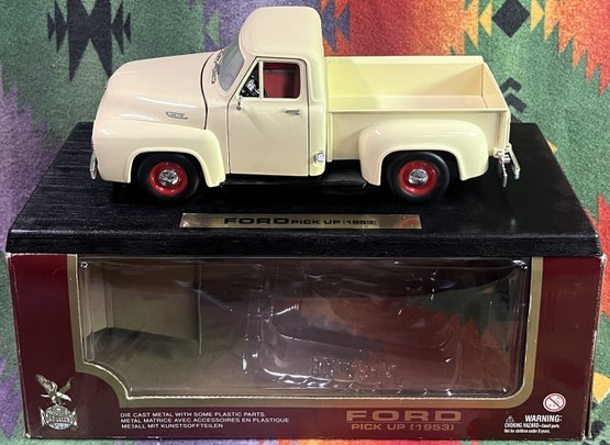 Road Legends 1953 FORD Pick Up Truck 1:18 Die Cast Metal - (A6)