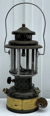 Vintage 1952 US Military Coleman Lantern - (C1)