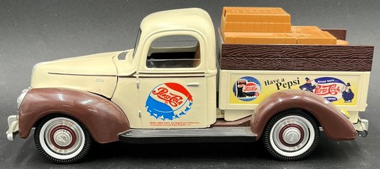 Pepsi Die Cast Plastic Coin Bank Truck With Key 1:18 - (A6)