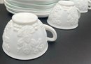 Collection Of Vintage Milk Glass (DB37)