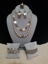 Costume Jewelry Bundle #23