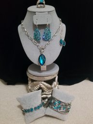 Costume Jewelry Bundle #9