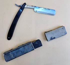 Vintage Straight Razor Blade With Case