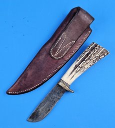 Vintage Bone Handle Skinning Knife With Leather Case - (FR)