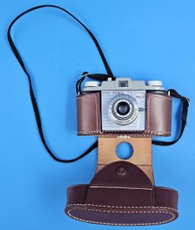 Vintage KODAK Pony 135 Model B Camera In Leather Case - (FR)
