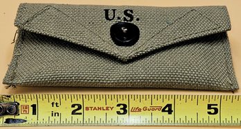 Olive Drab Canvas Pouch WWII - (B9)