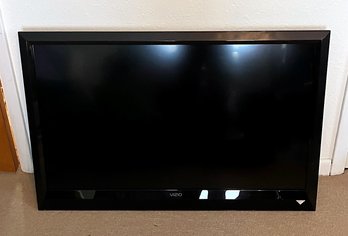 Vizio 1080p LCD TV - 42' (Model #VL420M) -  With Wall Mount