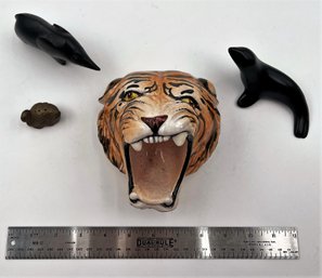 Vintage Ceramic Tiger's Head Ashtray With Animal Fetishes