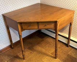 Vintage ETHAN ALLEN Wood Corner Table - (BR1)