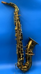 Vintage Triumph Art By F.A Buescher Alto Saxophone In Case With Accessories - (TBL1)