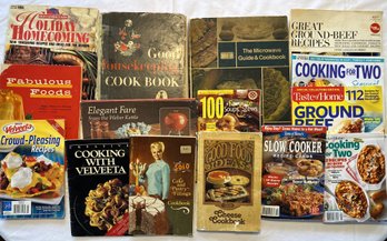 Lot Of 16 Vintage Cookbooks & Magazines - (K)