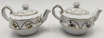 Tiny Teapots With Gold Tone Rim / Accents - (K)