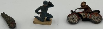 Lot Of 3 Military Figurines - (TR)