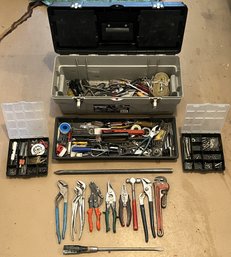 26' Toolbox With Large Amount Of Tool Contents & Hardware - (G)