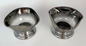 2 Vintage Dorothy Thorpe MCM Silver Ombre Glass Pedestal Bowls With Folded Edges G31