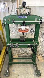 TURN-PRO 15 Ton Hydraulic Press