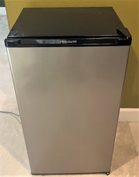 Frigidaire 3.3-cu Ft Freestanding Mini Fridge (Model #FFPA33L2SM)