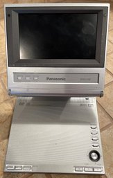 PANASONIC DVD-LV50 Portable DVD/CD Player