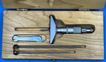ST- Industries 0-3' Depth Micrometer Set In Wood Case - (T16)