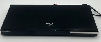 SAMSUNG Blu-Ray Disc Player With Remote (Model #BD-C5500)