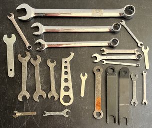 Assorted Sized Wrench Bundle - (G)