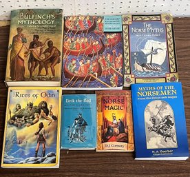 Book Bundle #26 - Vikings - 7 Books