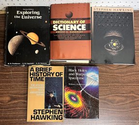 Book Bundle #28 - Universe / Science - 5 Books